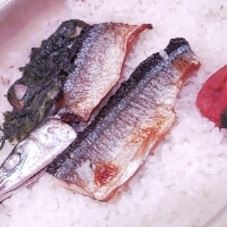 土鍋で簡単、焼き秋刀魚梅ご飯